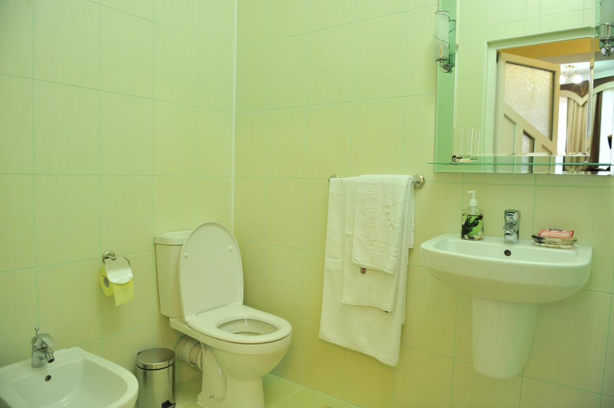 Andinna Hotel Chernivtsi Εξωτερικό φωτογραφία