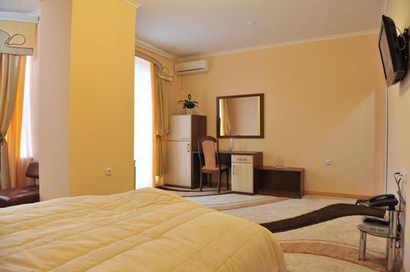Andinna Hotel Chernivtsi Εξωτερικό φωτογραφία