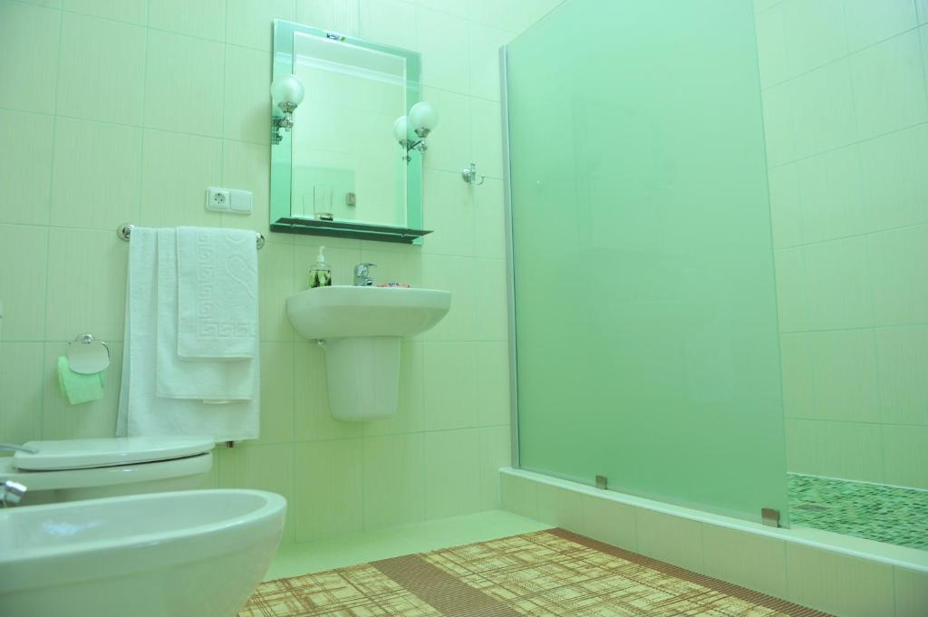 Andinna Hotel Chernivtsi Εξωτερικό φωτογραφία