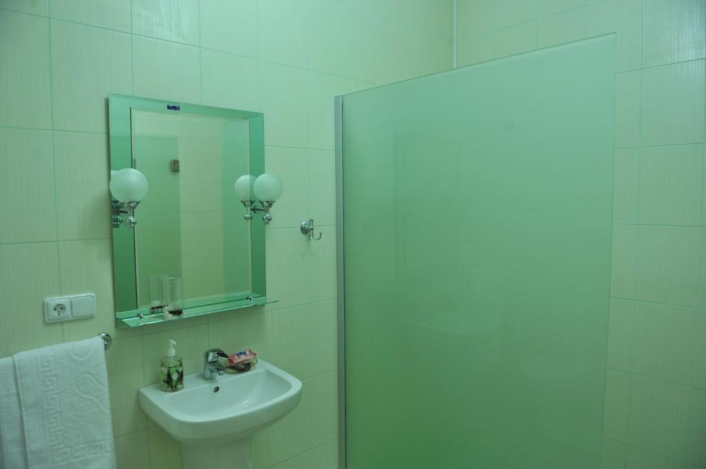 Andinna Hotel Chernivtsi Εξωτερικό φωτογραφία